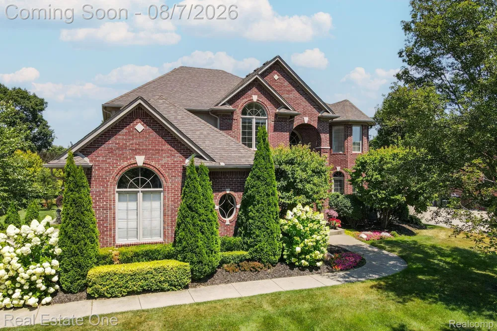 13255 Maple Lawn Drive Shelby Charter Township, MI 48315