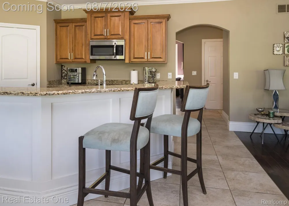 13255 Maple Lawn Drive Shelby Charter Township, MI 48315