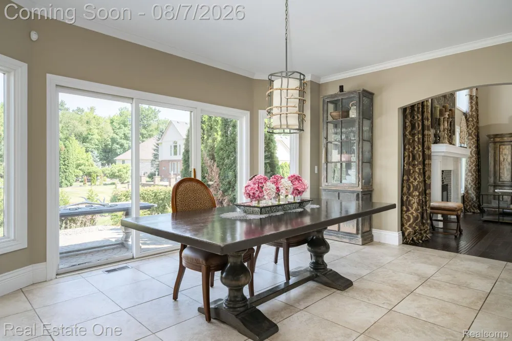 13255 Maple Lawn Drive Shelby Charter Township, MI 48315