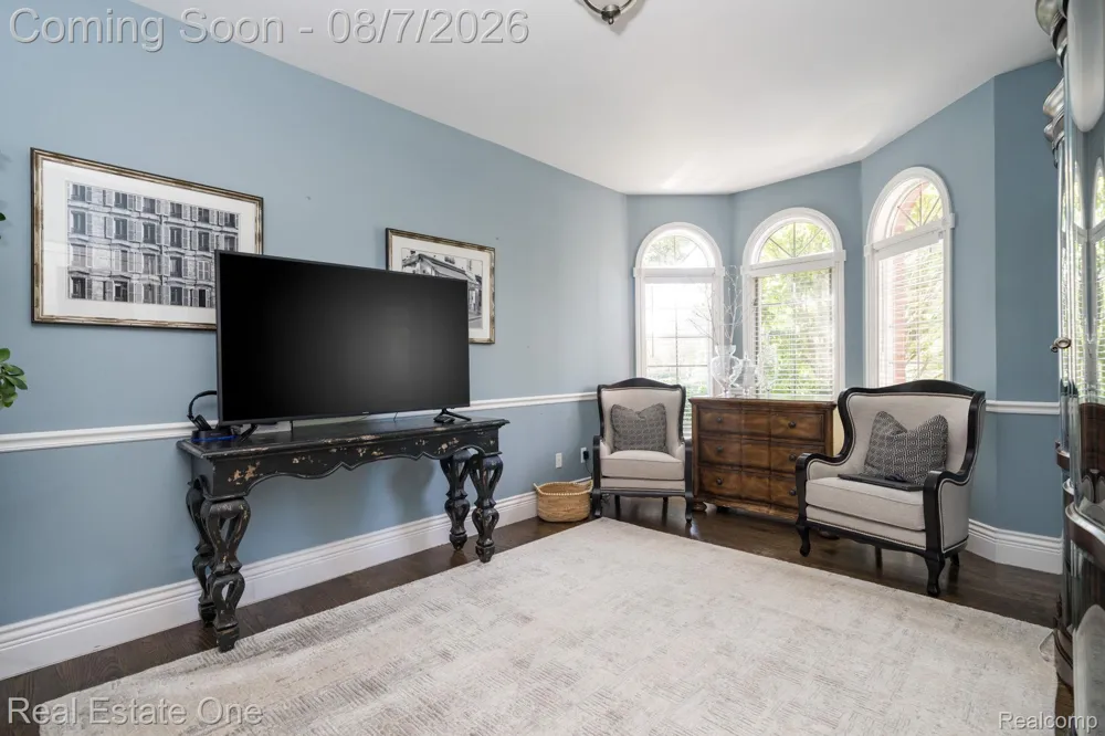 13255 Maple Lawn Drive Shelby Charter Township, MI 48315