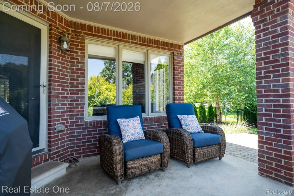 13255 Maple Lawn Drive Shelby Charter Township, MI 48315
