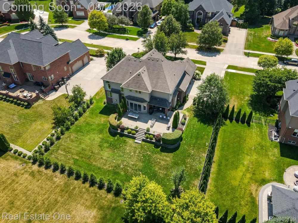 13255 Maple Lawn Drive Shelby Charter Township, MI 48315
