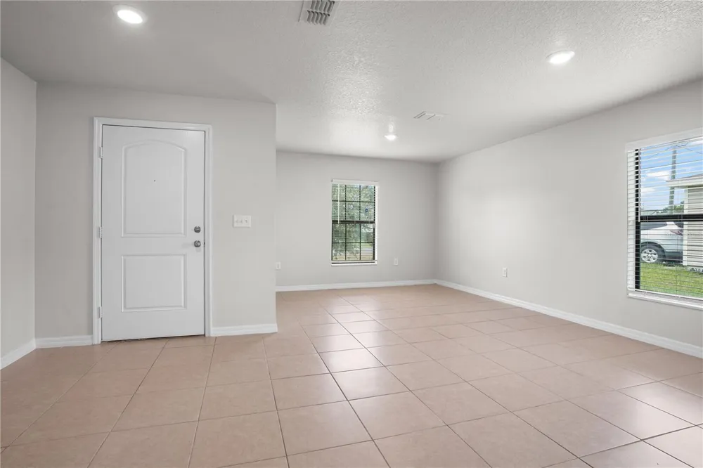 204 HYACINTH COURT Poinciana, FL 34759