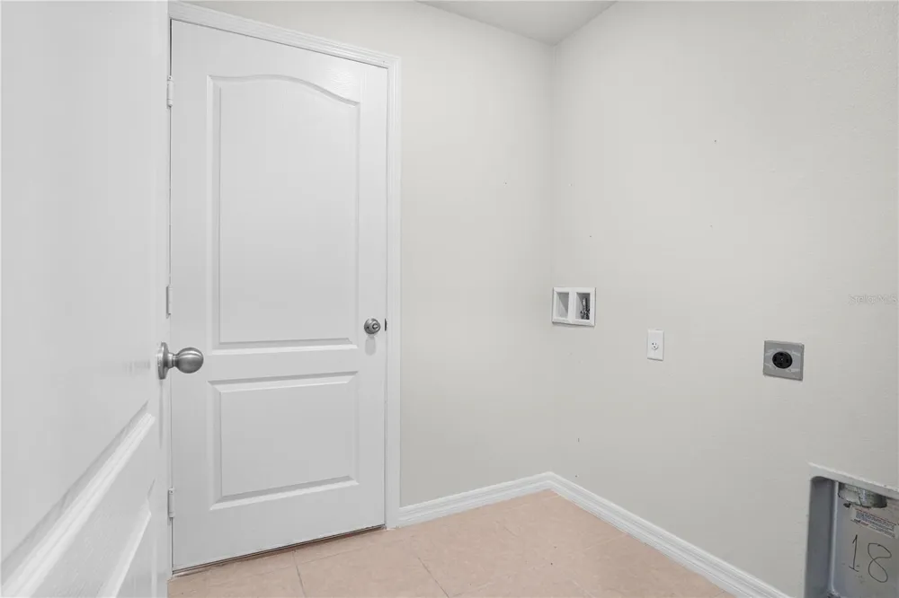 204 HYACINTH COURT Poinciana, FL 34759