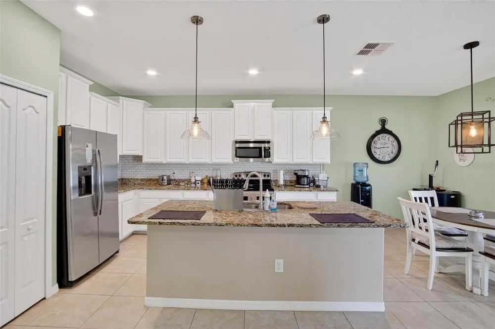 8435 HUNTERS FORK LOOP Ruskin, FL 33573