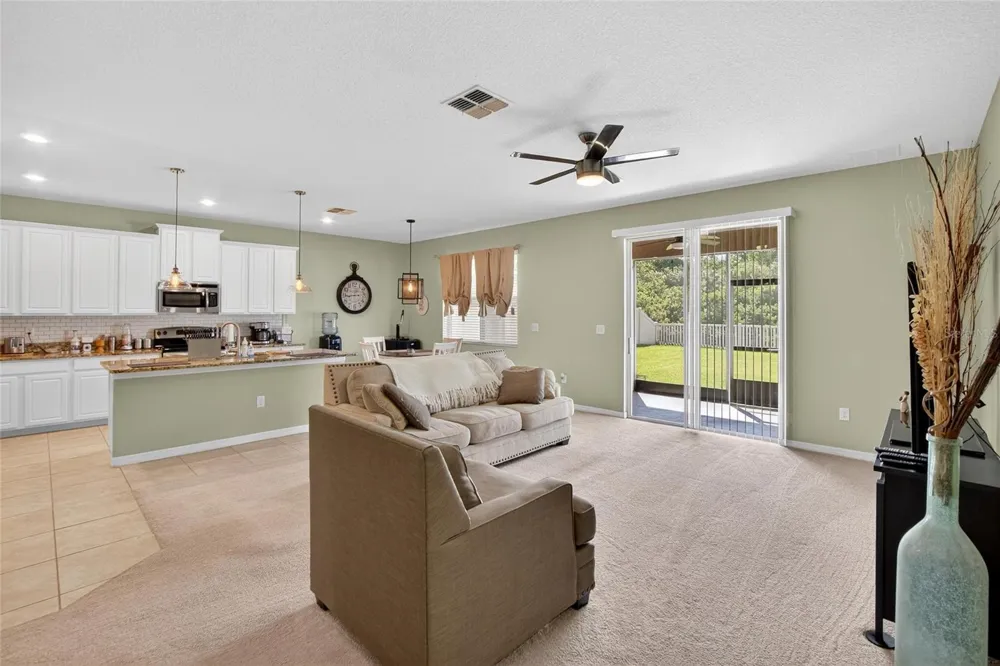 8435 HUNTERS FORK LOOP Ruskin, FL 33573