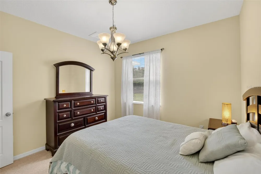 8435 HUNTERS FORK LOOP Ruskin, FL 33573