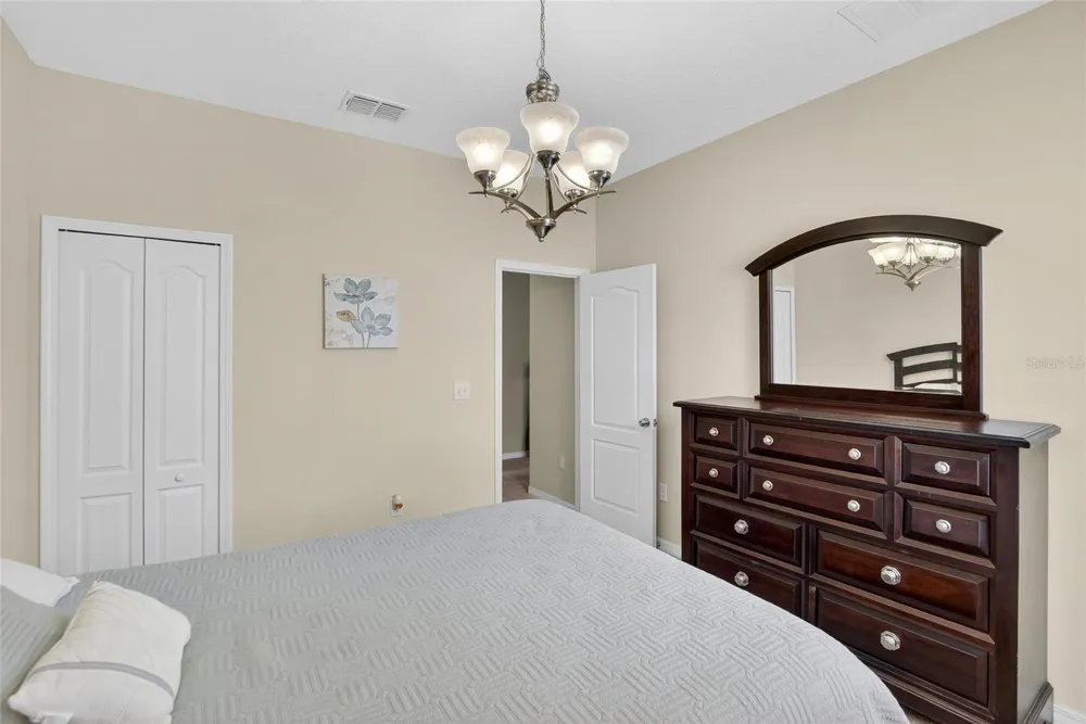 8435 HUNTERS FORK LOOP Ruskin, FL 33573