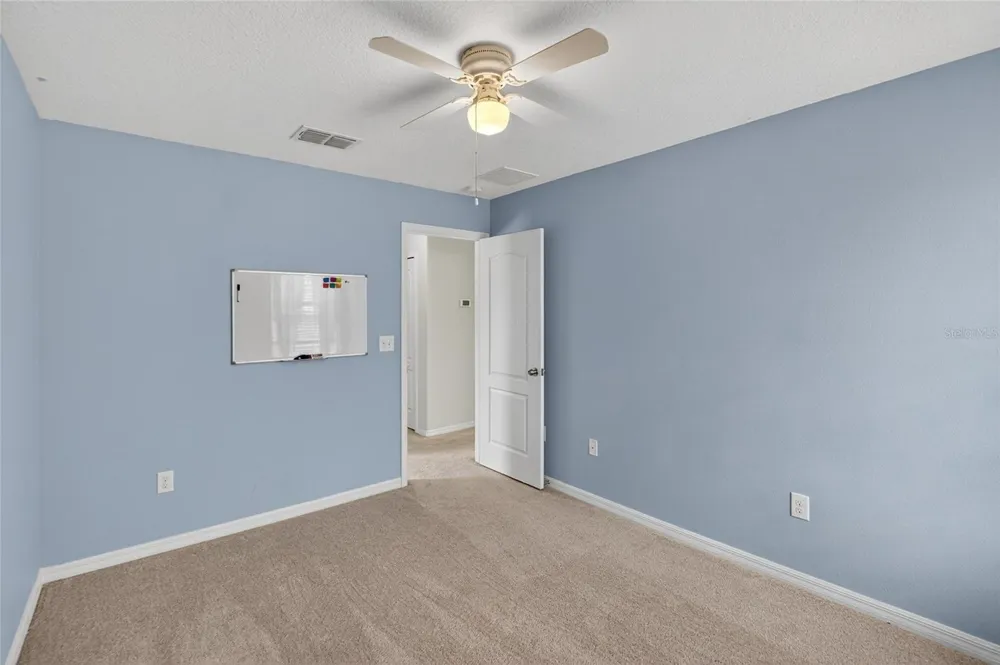 8435 HUNTERS FORK LOOP Ruskin, FL 33573