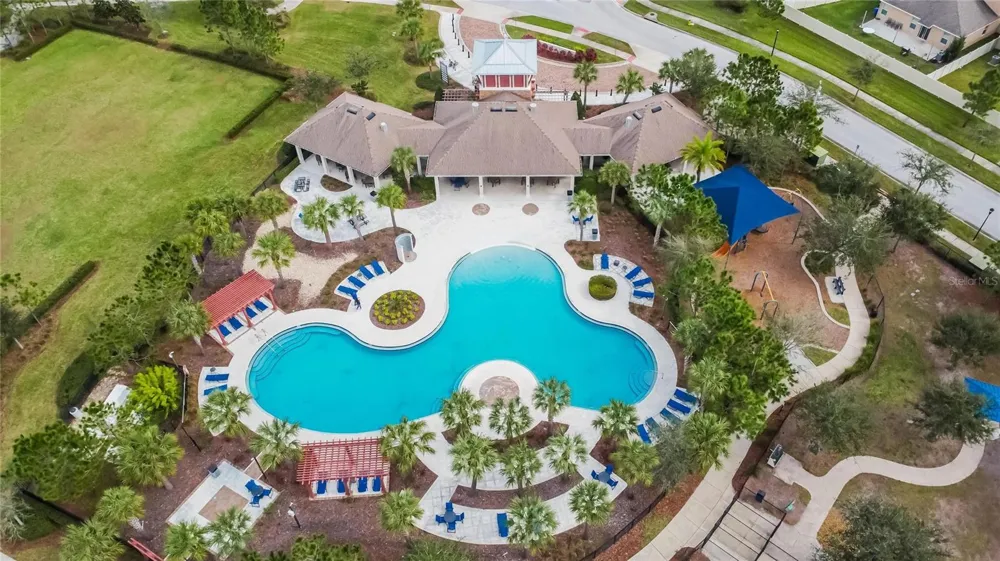 8435 HUNTERS FORK LOOP Ruskin, FL 33573