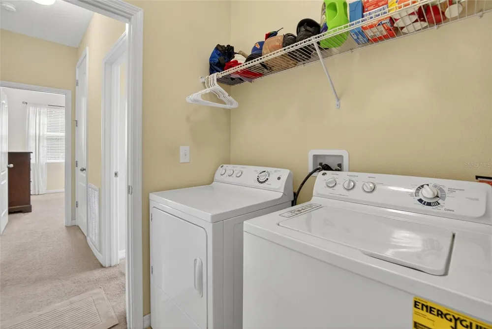 8435 HUNTERS FORK LOOP Ruskin, FL 33573