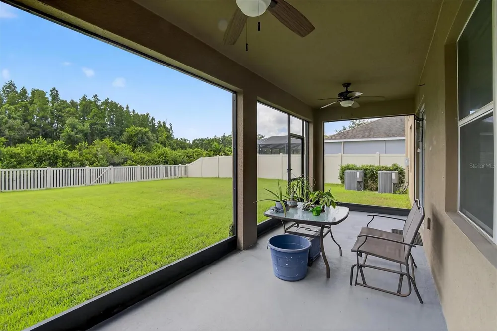 8435 HUNTERS FORK LOOP Ruskin, FL 33573