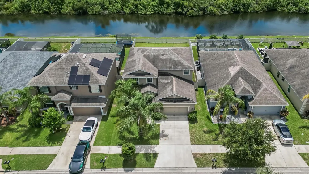 8435 HUNTERS FORK LOOP Ruskin, FL 33573