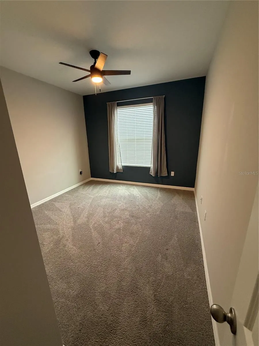 10652 BRIDGEGATE HEIGHTS LOOP San Antonio, FL 33576