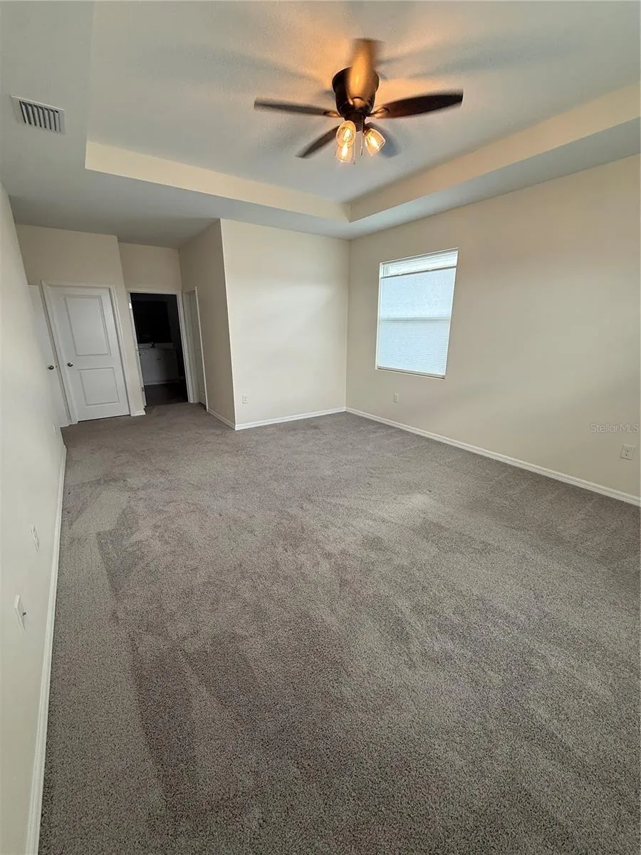 10652 BRIDGEGATE HEIGHTS LOOP San Antonio, FL 33576