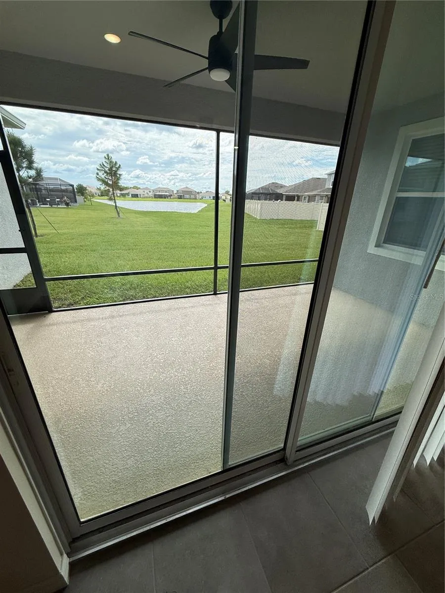 10652 BRIDGEGATE HEIGHTS LOOP San Antonio, FL 33576