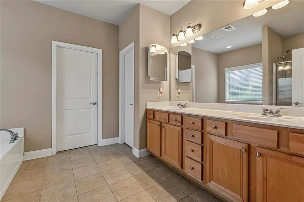 3451 Summerlin Parkway Lithia Springs, GA 30122