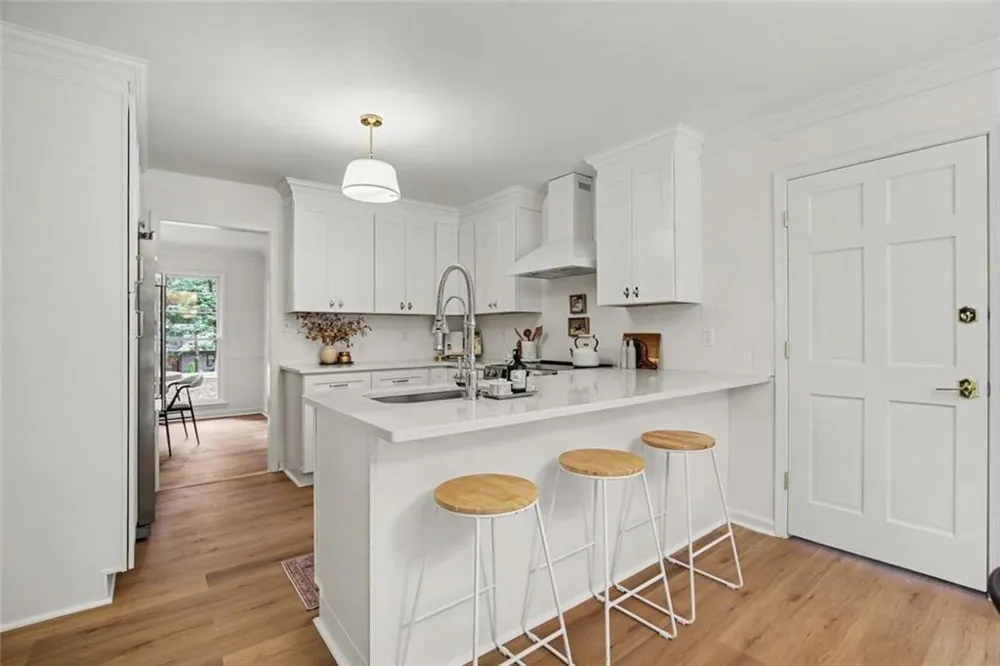 120 Marilyn Court Fayetteville, GA 30214