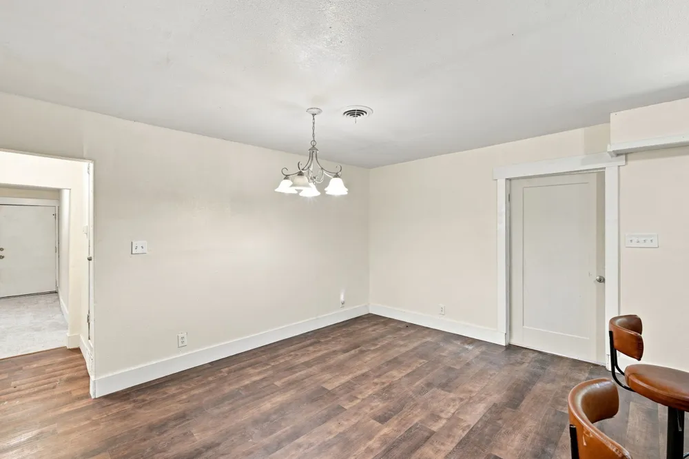 204 Methodist Street Red Oak, TX 75154