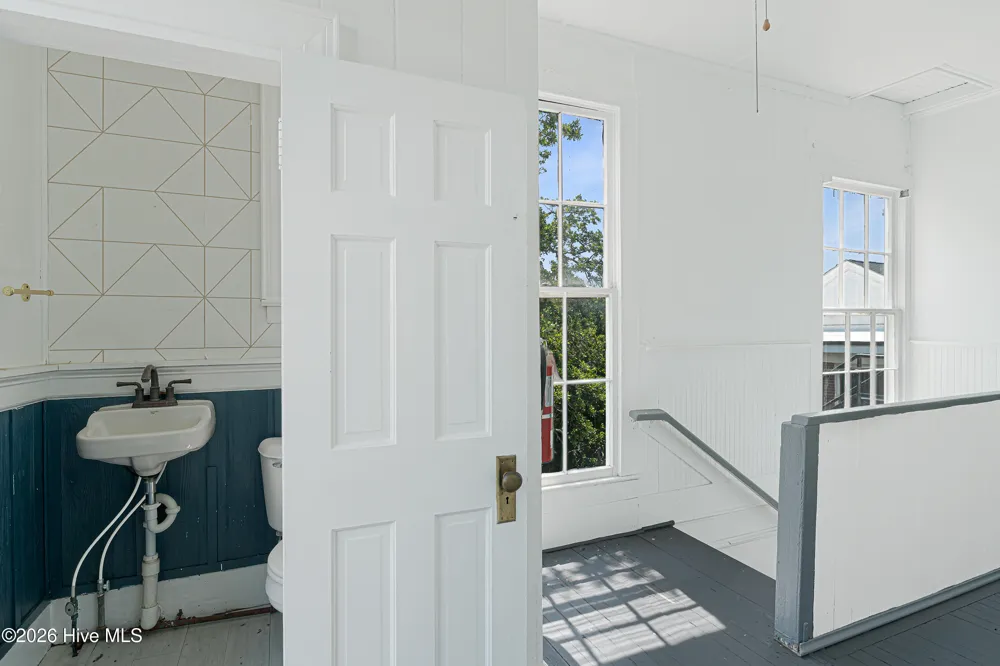 204 Turner Street Beaufort, NC 28516