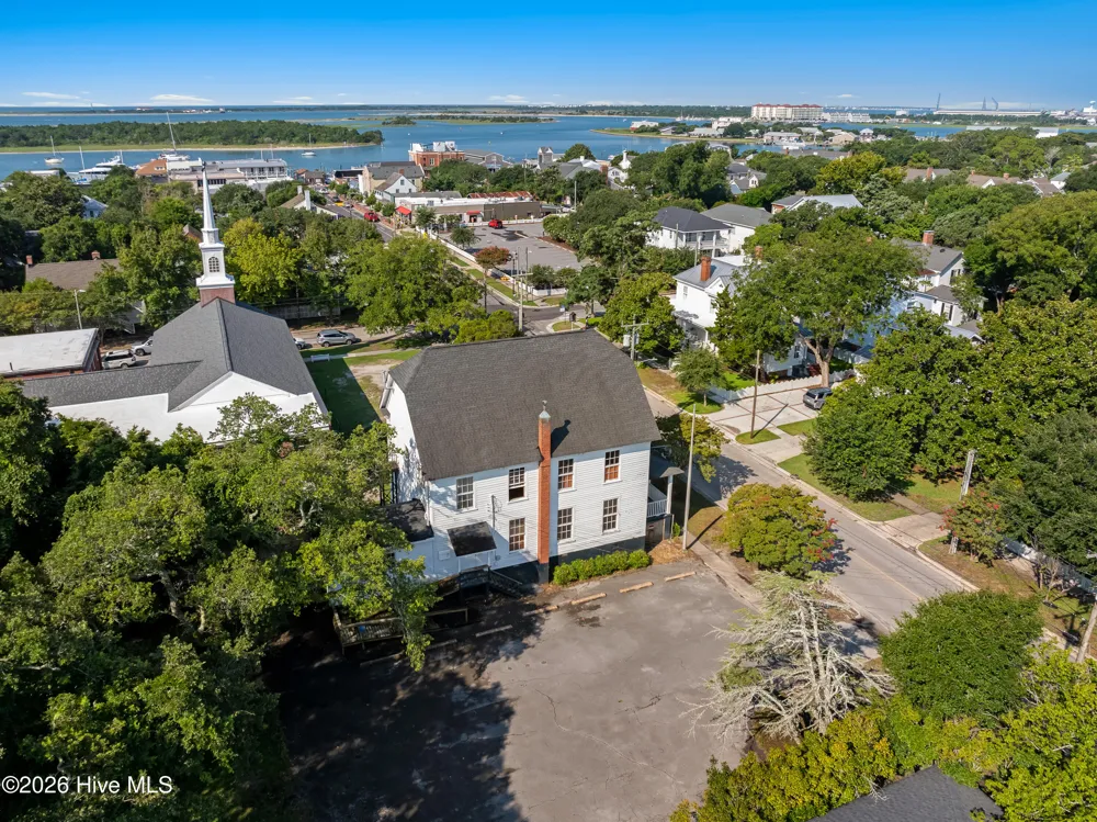 204 Turner Street Beaufort, NC 28516