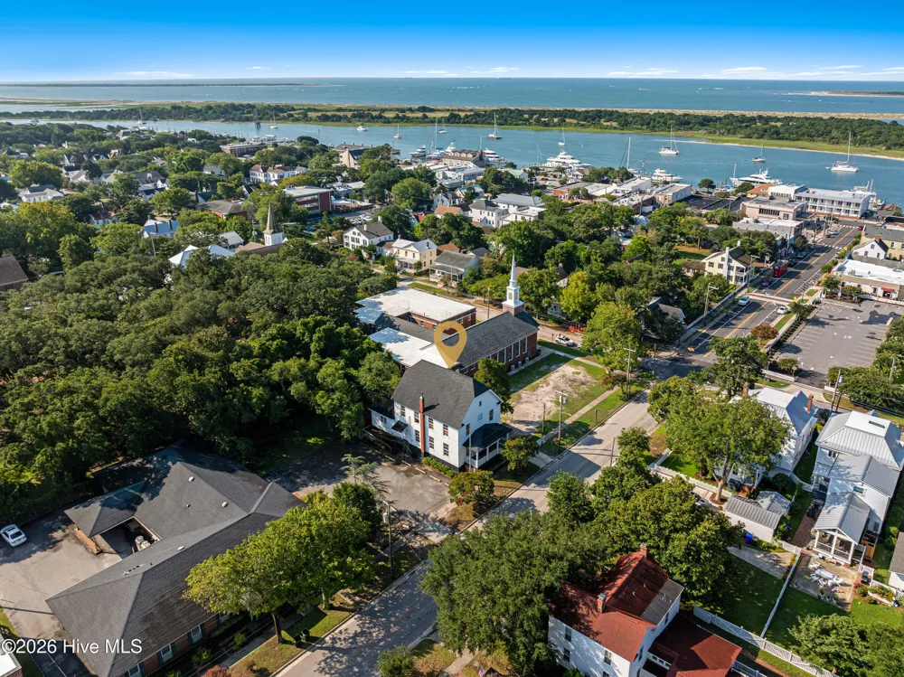 204 Turner Street Beaufort, NC 28516