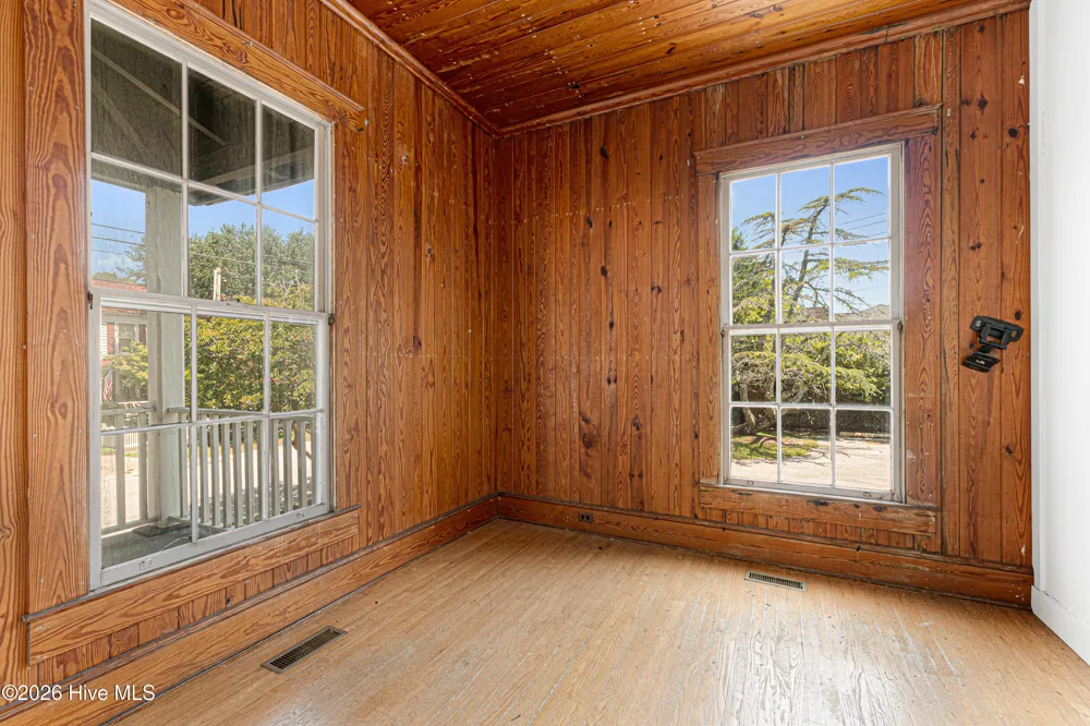 204 Turner Street Beaufort, NC 28516