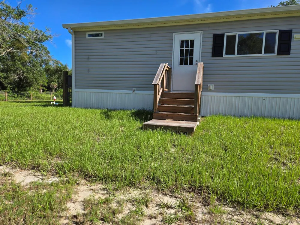 17018 NW 260TH STREET Okeechobee, FL 34972