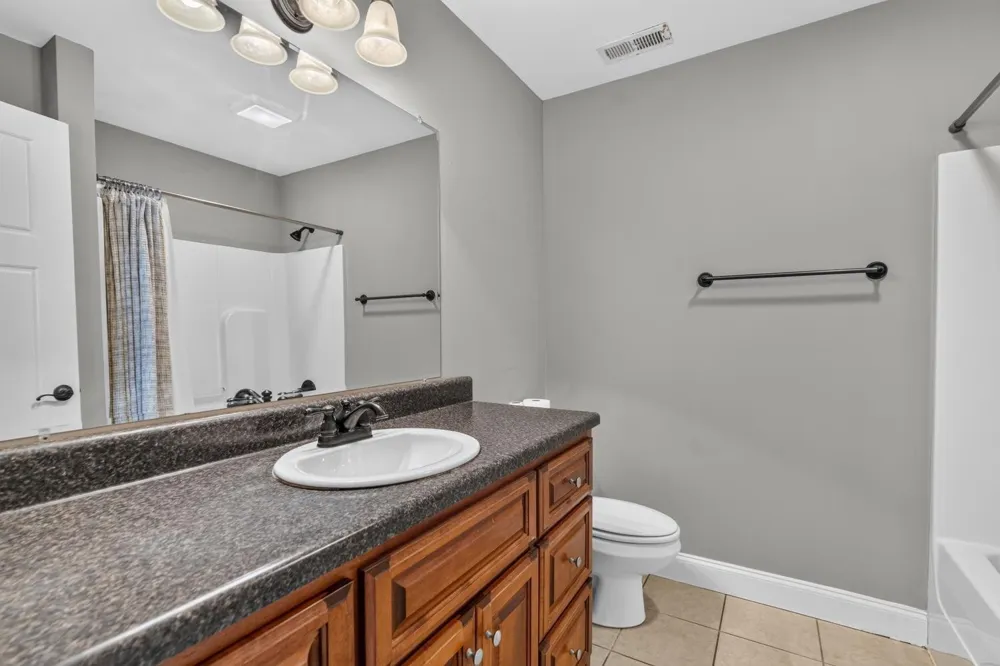 2704 Woodlawn Avenue NW #Apt 1 Cleveland, TN 37312