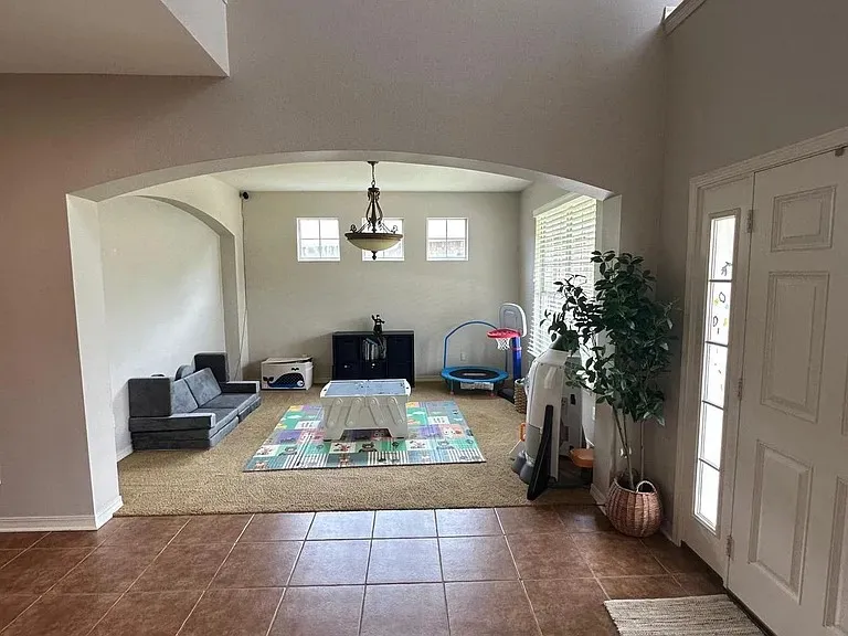 200 Grey Eagle Drive Shreveport, LA 71115