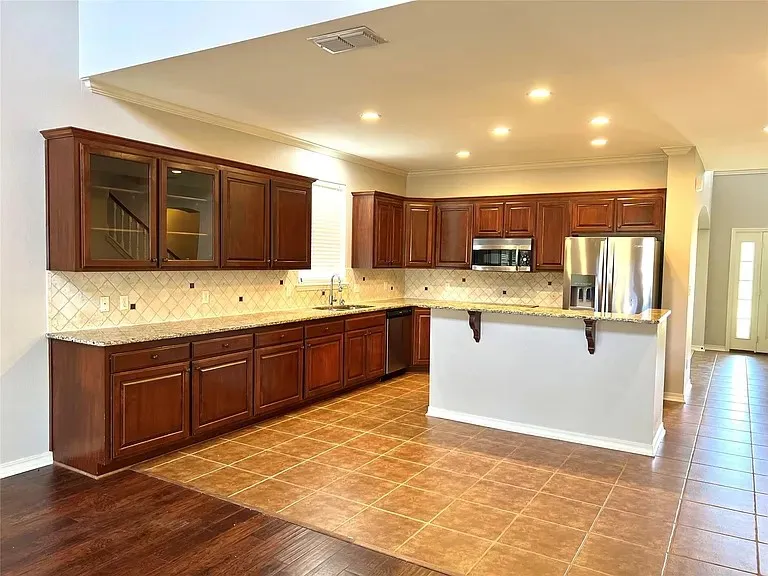 200 Grey Eagle Drive Shreveport, LA 71115