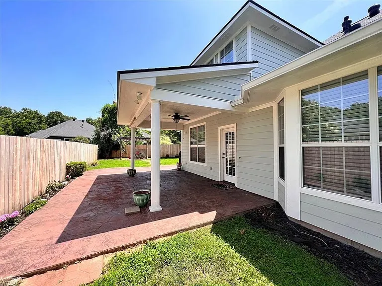 200 Grey Eagle Drive Shreveport, LA 71115