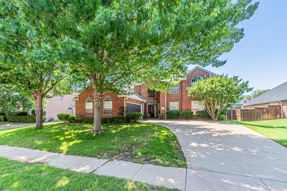 1913 Blue Ridge Drive Flower Mound, TX 75028
