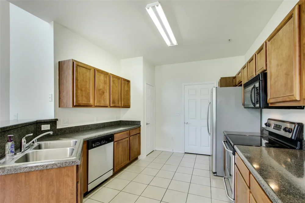 1041 Colonial Drive Coppell, TX 75019