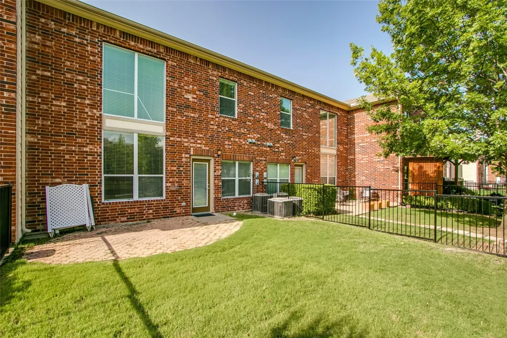 1041 Colonial Drive Coppell, TX 75019