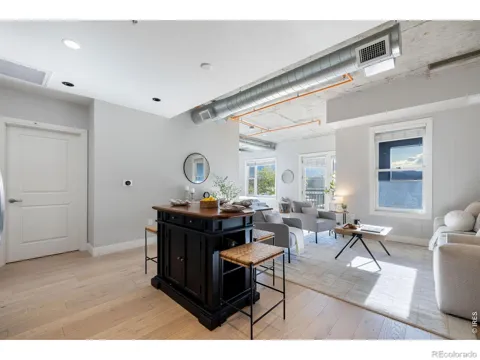 3301 Arapahoe Avenue #304