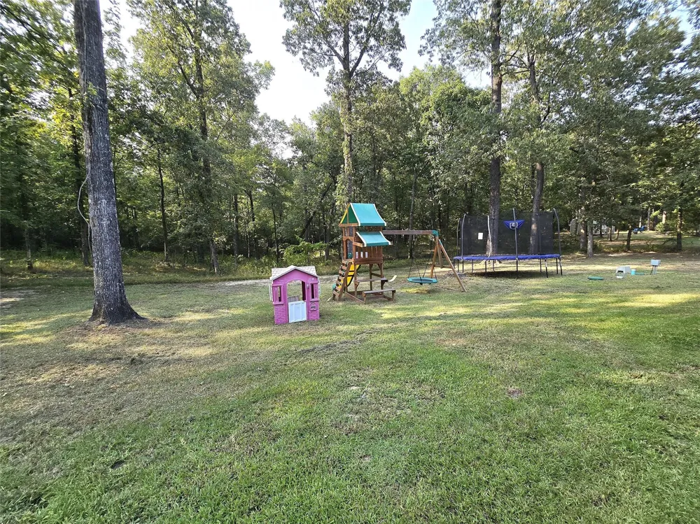 2295 Harley Golden Road Huntington, TX 75949
