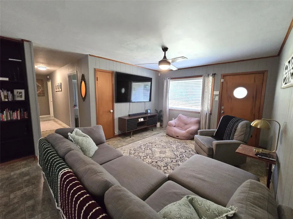 2295 Harley Golden Road Huntington, TX 75949