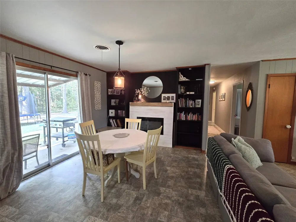 2295 Harley Golden Road Huntington, TX 75949