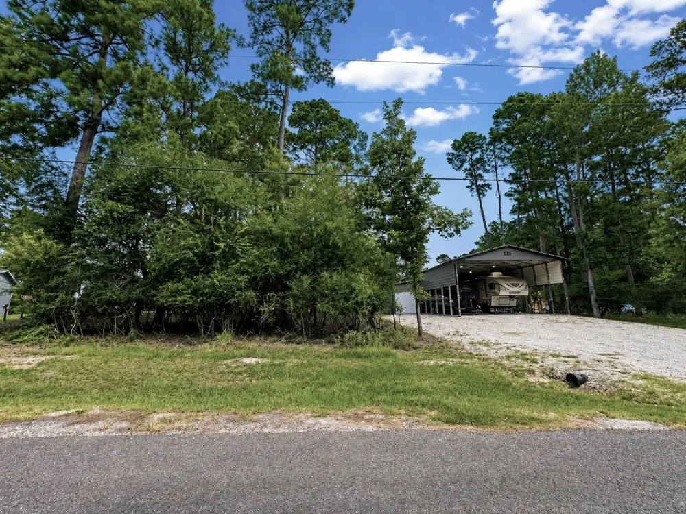 135 Canadian Drive Trinity, TX 75862