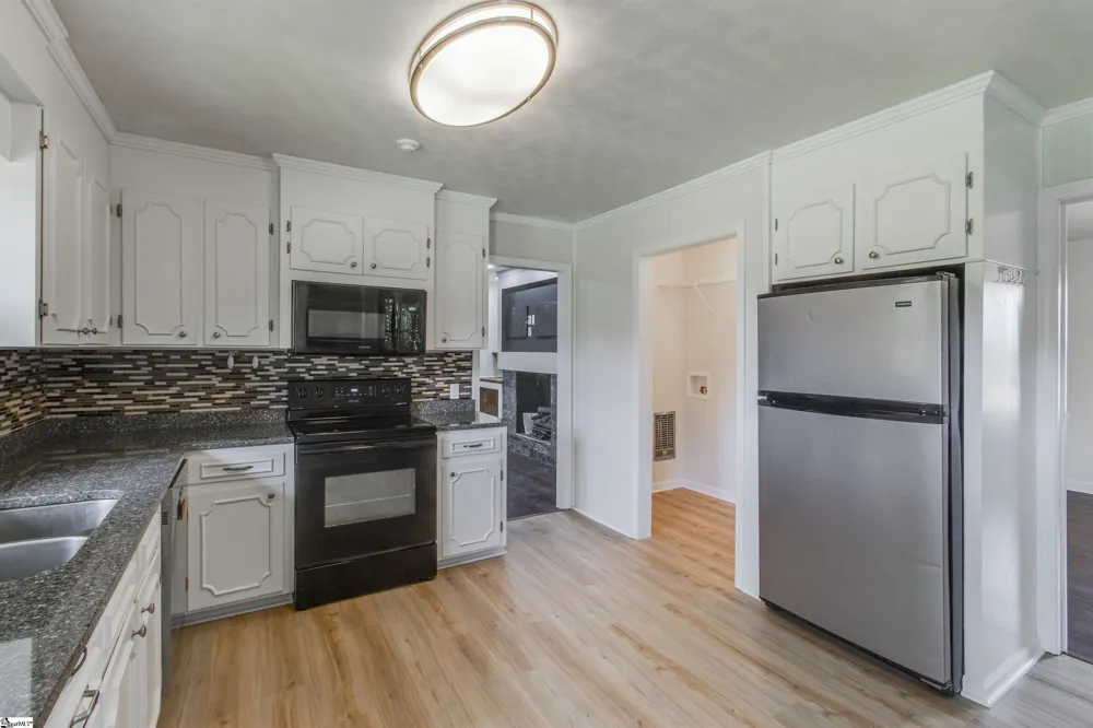 856 Neely Ferry Road Gray Court, SC 29645