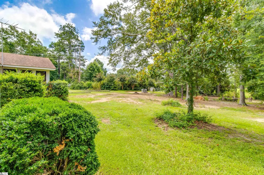 856 Neely Ferry Road Gray Court, SC 29645