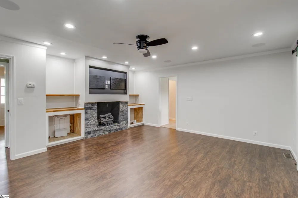 856 Neely Ferry Road Gray Court, SC 29645