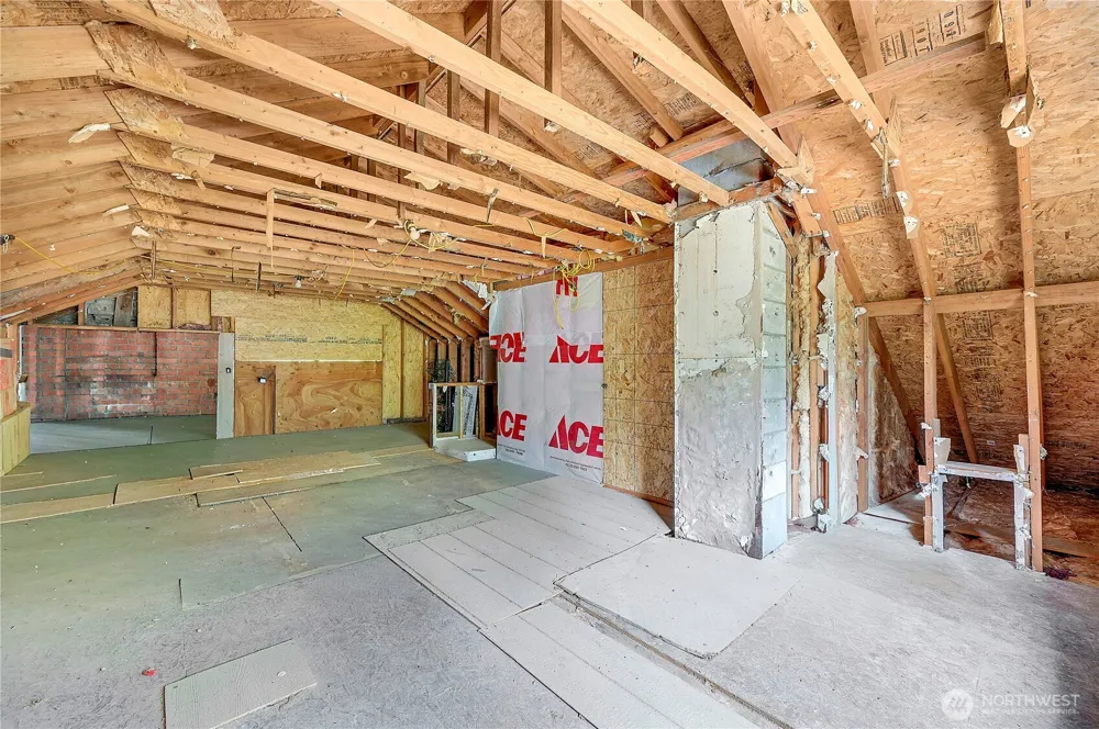 2784 WA - 104 Port Ludlow, WA 98365