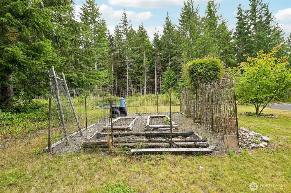 2784 WA - 104 Port Ludlow, WA 98365