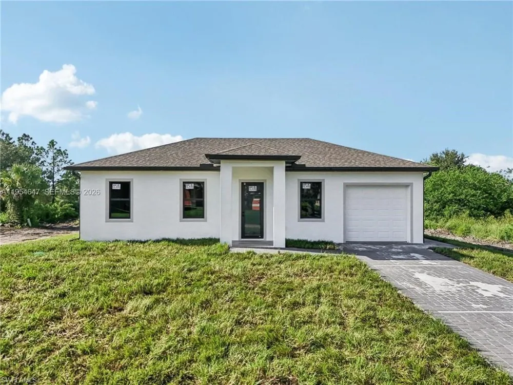 4402 E 19th Street Lehigh Acres, FL 33972