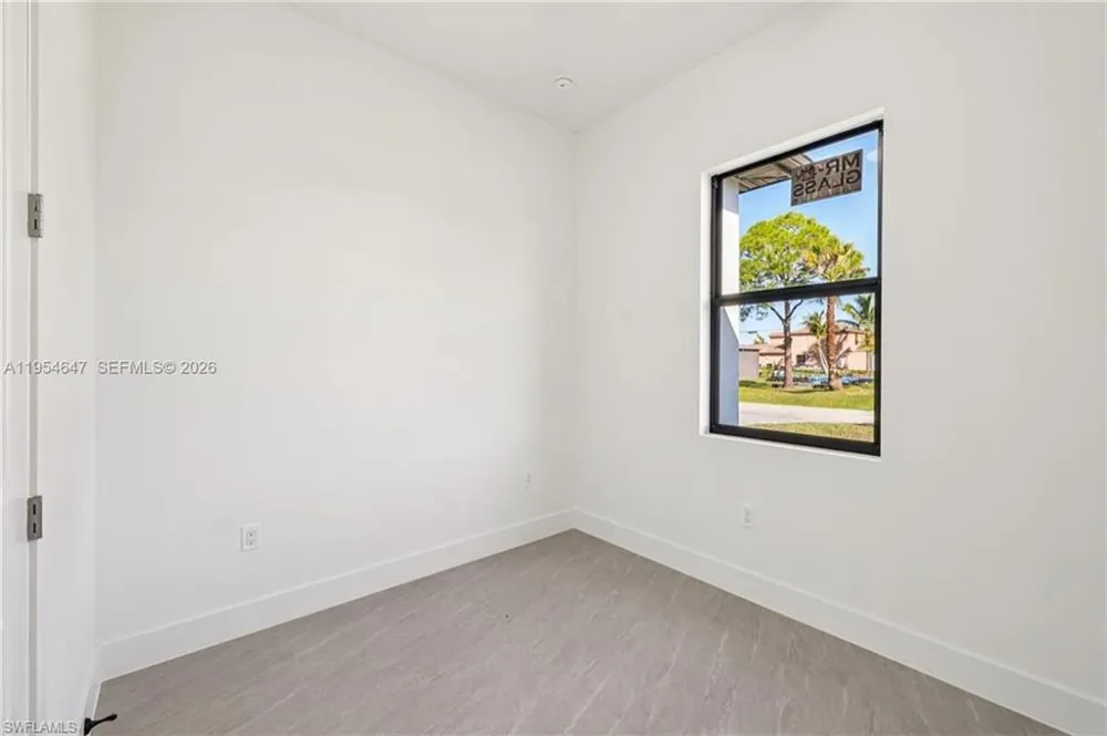 4402 E 19th Street Lehigh Acres, FL 33972