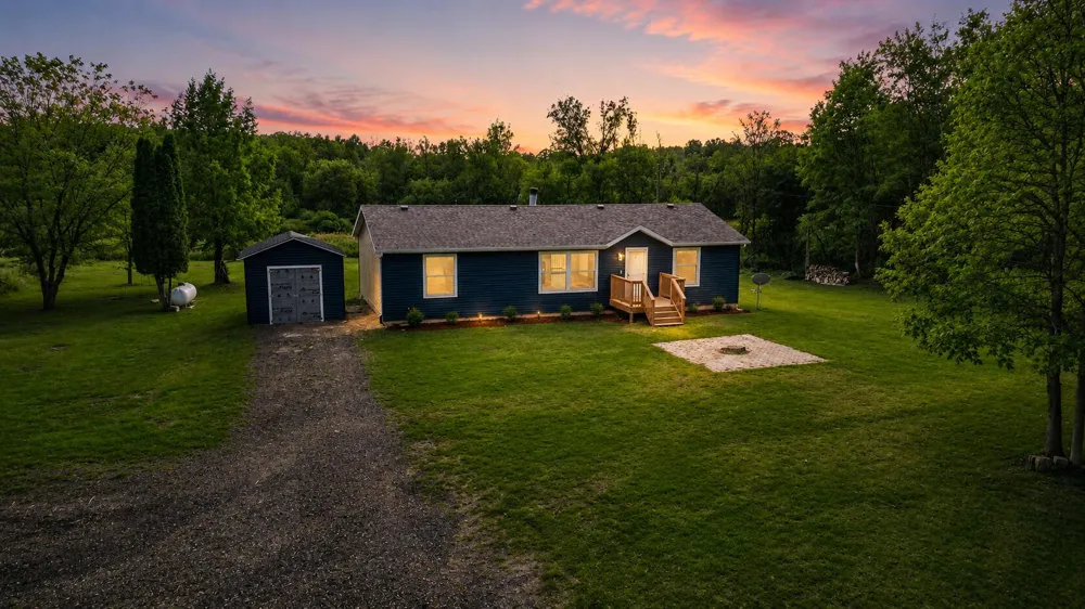 8680 16 Mile Road NE Courtland Township, MI 49319