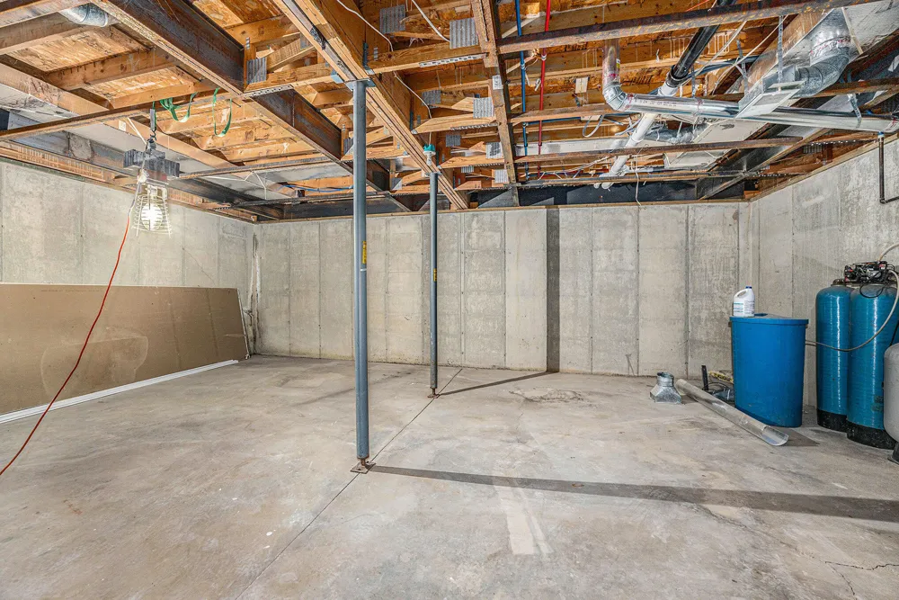 8680 16 Mile Road NE Courtland Township, MI 49319