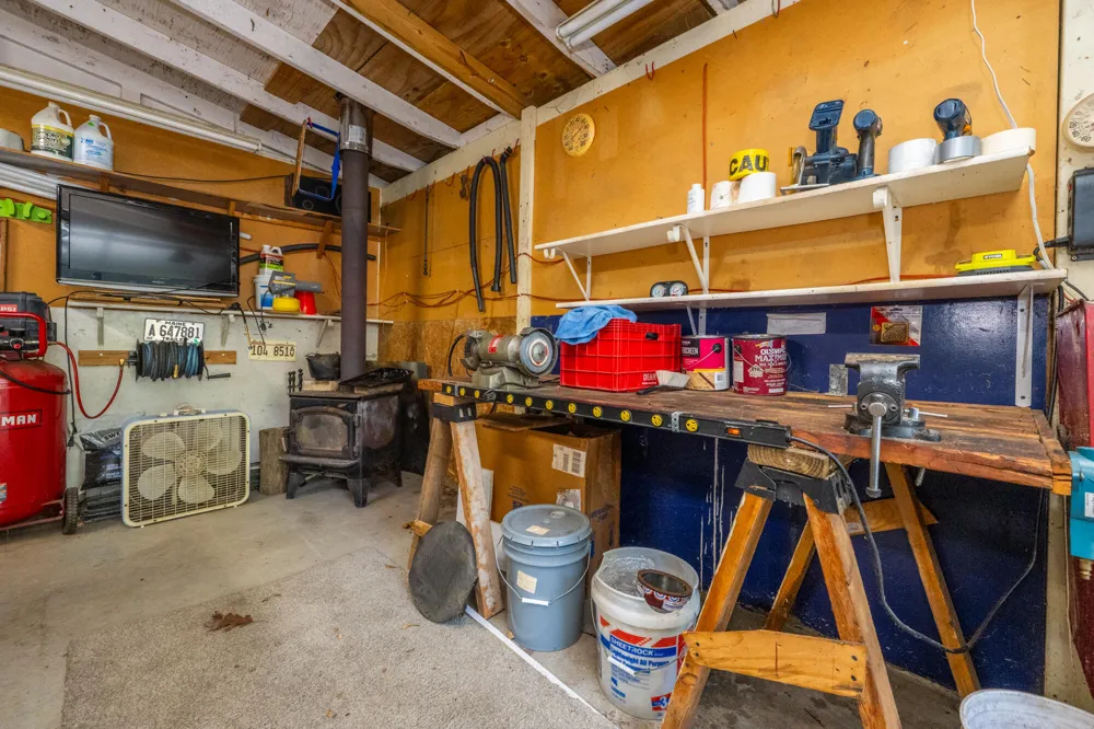 7830 Pear Coloma Charter Township, MI 49038